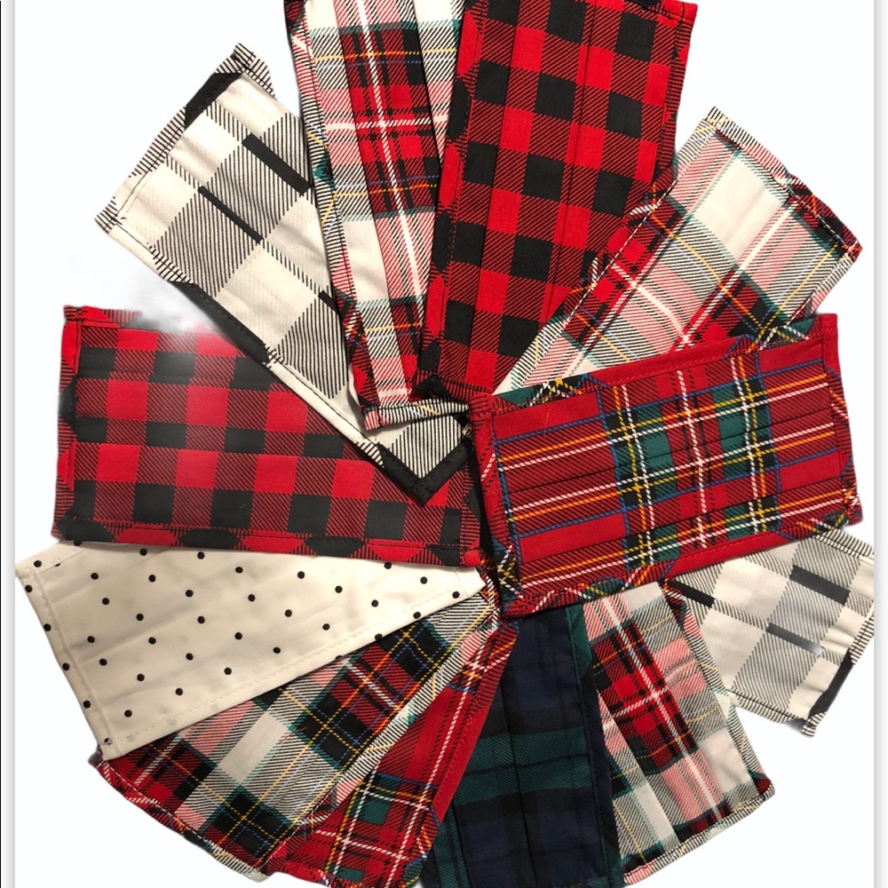 Set of 12 new Old Navy kids masks, plaids
